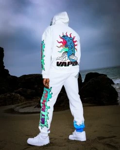 VAPOR95 Get Radical! Joggers 10 VAPOR95 Get Radical! Joggers -T6 shop GS4A1514 b57bc9d5 5013 4cae 94fb f350405b21ab scaled