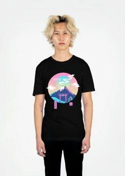 T6 Vapor Shrine Tee